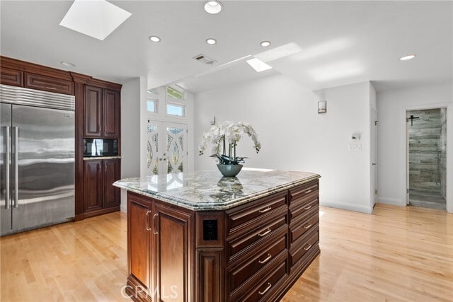 Foto del edificio - 321 Vía San Sebastian