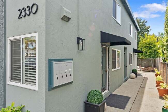 Foto del edificio - 2330 8th St