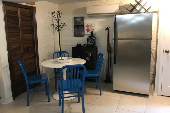 Dining nook - 811 Massachusetts Ave NE