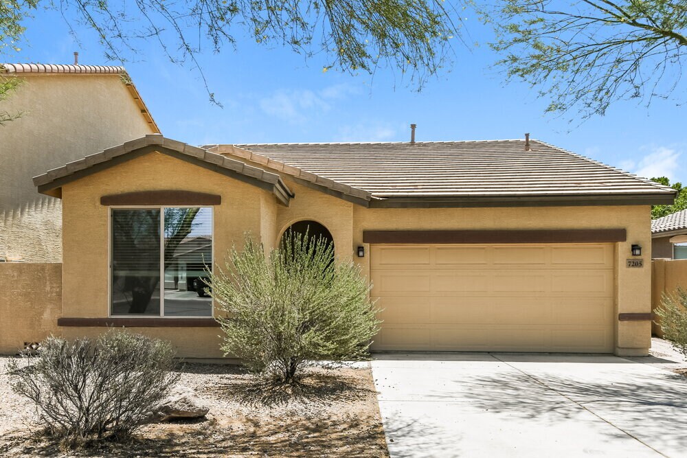 Foto principal - 7205 W Jones Ave
