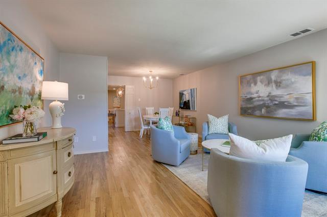 Foto del edificio - 5473 Anita St