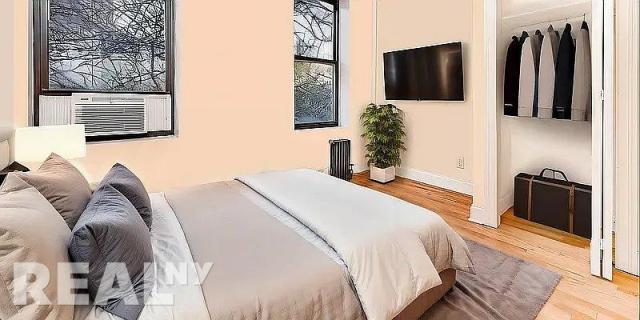 Building Photo - 3 bedroom in New York NY 10009