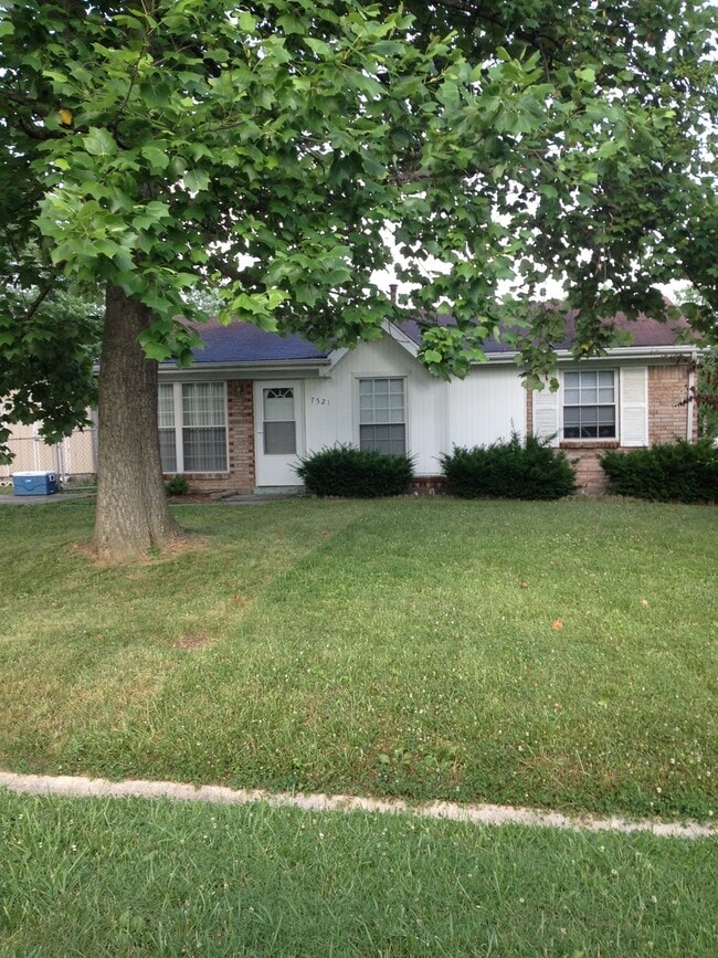 3 Bedroom one bath convenient location - 3 Bedroom one bath convenient location House