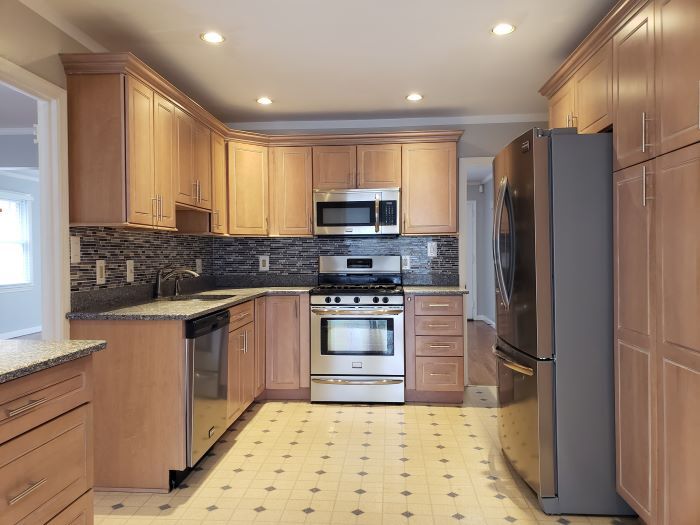 100 Forest Rd, Moorestown, NJ 08057 House for Rent in Moorestown, NJ