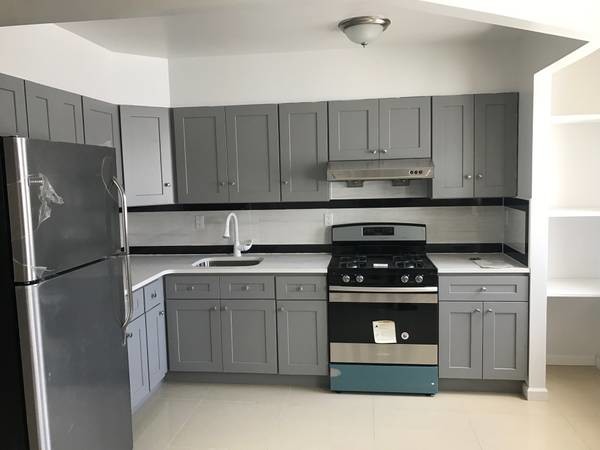 Foto principal - 45-48 40th St