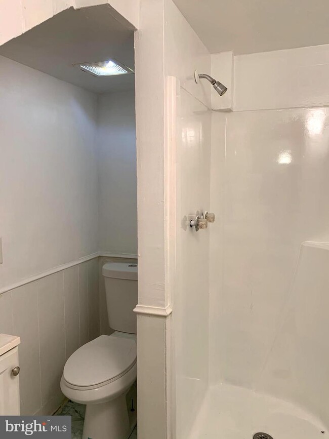 Foto del edificio - 220 N Potomac St