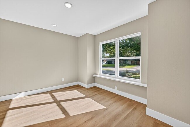 Foto del edificio - 2019 Spillers Ln