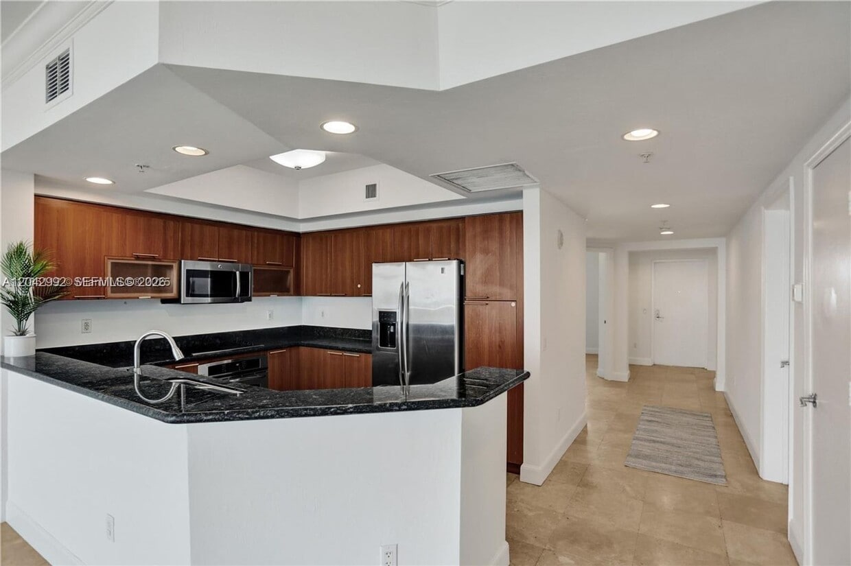 Photo - 15051 Royal Oaks Lane 2603, North Miami, FL 33181 - 2462