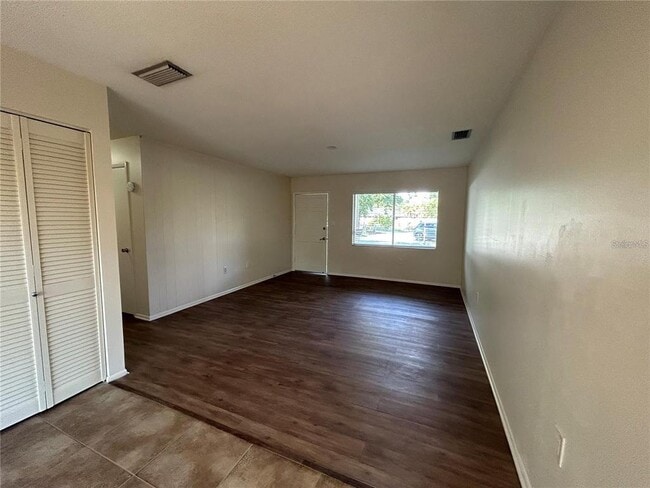Building Photo - 3646 Radnor Pl