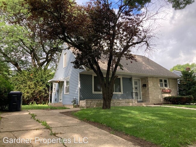 Building Photo - 3 br, 1 bath House - 4505 N 46th Street