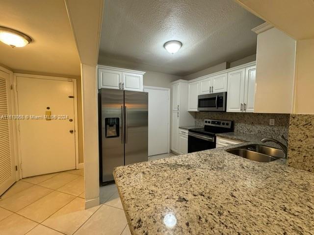 Foto principal - 9159 SW 77th Ave