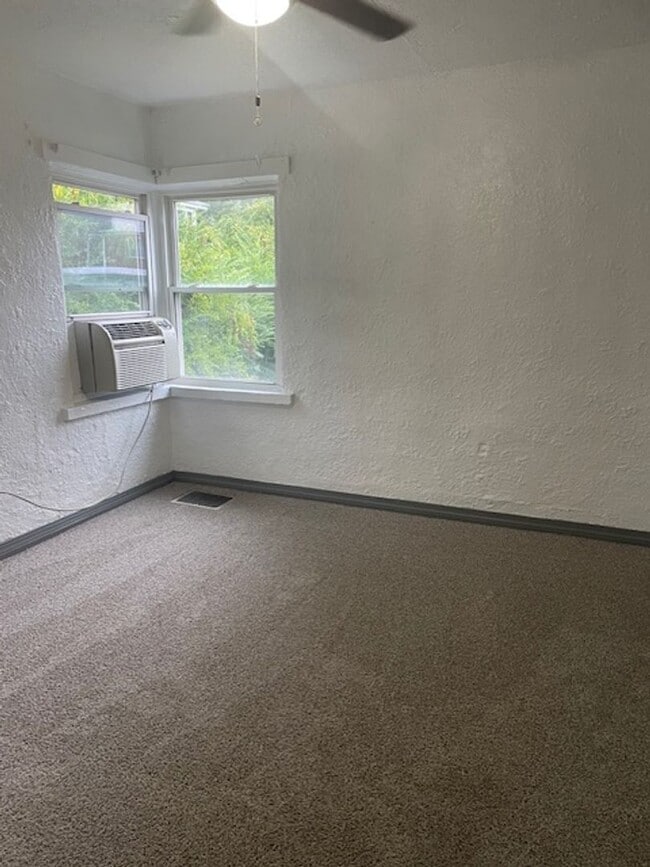 Foto del edificio - 5826 E Pea Ridge Rd