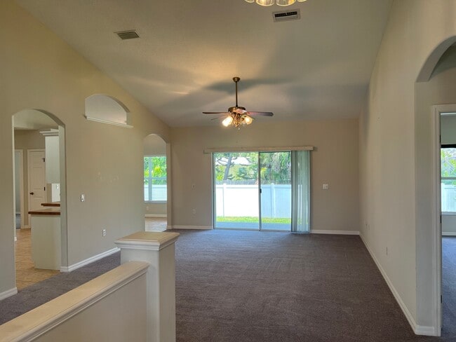 Foto del edificio - 8607 46th Ave Cir W