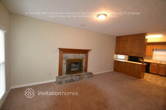 Building Photo - 2860 Summit View Ct