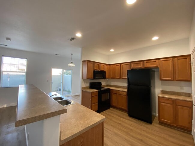 Building Photo - 13513 Mimosa Cir