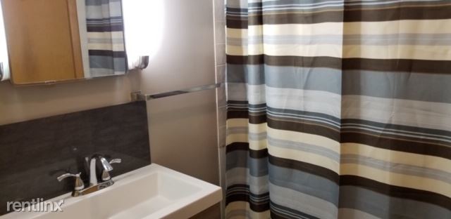 Foto del edificio - 1 br, 1 bath Apartment - 103 1st Ave NE