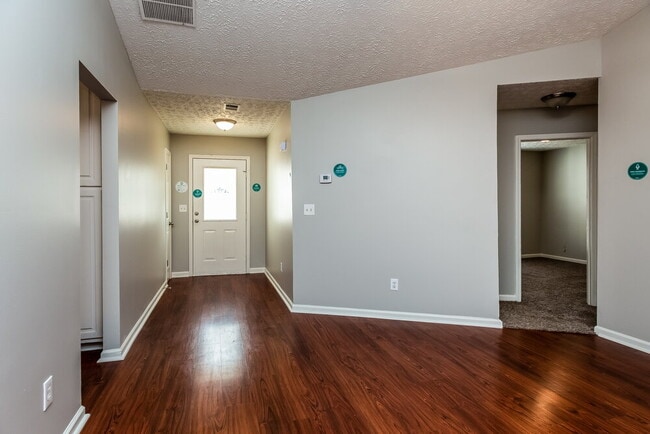 Building Photo - 434 Fairhaven Ct