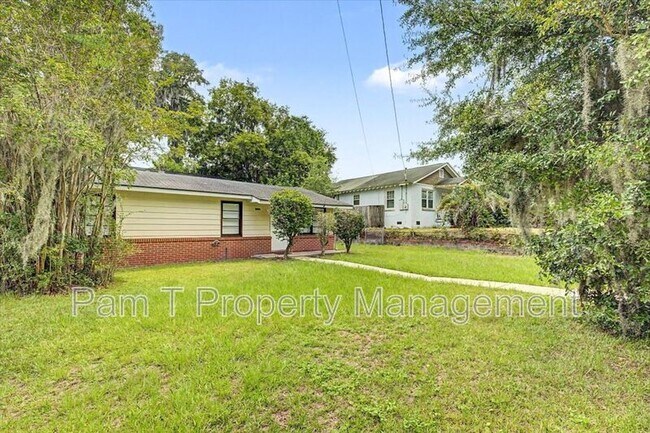Foto del edificio - 2619-A Livingston Ave.