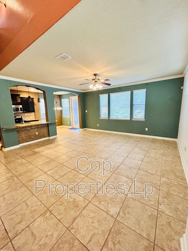 Building Photo - 1331 Tweed Willow