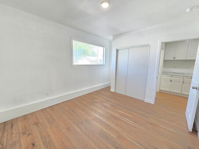 Foto del edificio - 44221 4th St E