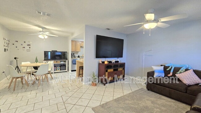 Building Photo - 6146 Principia Dr