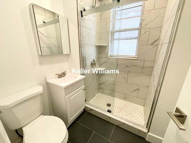 Building Photo - 120 Peterborough St