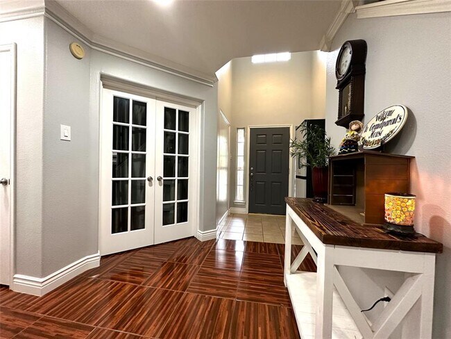 Foto del edificio - 18010 Platinum Springs Dr
