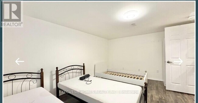 Photo du bâtiment - 1761 McGill Ct