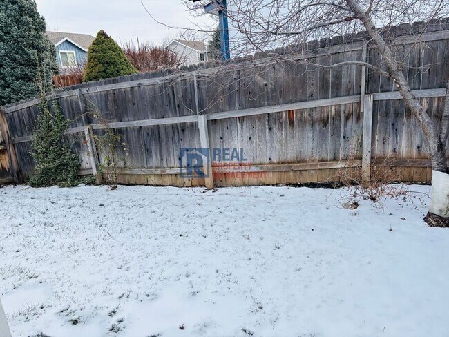 Building Photo - 10430 W 83rd Ave