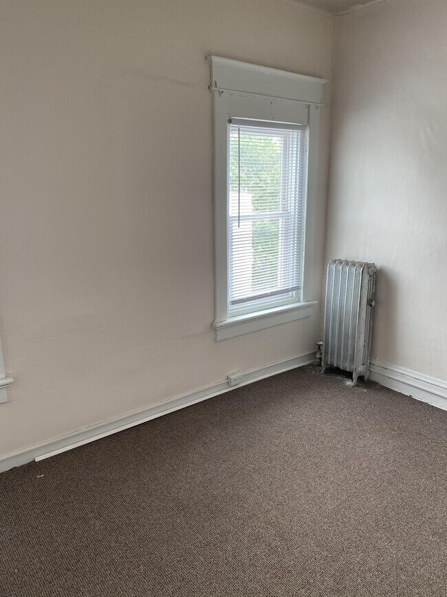 Foto del edificio - 316-322 Taylor Ave