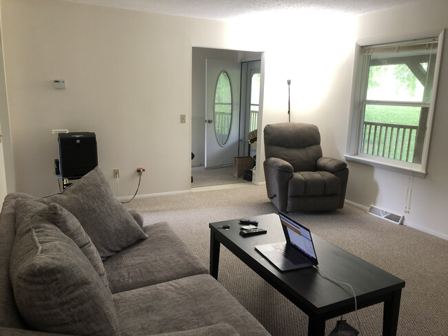 Building Photo - 3646 NY-145