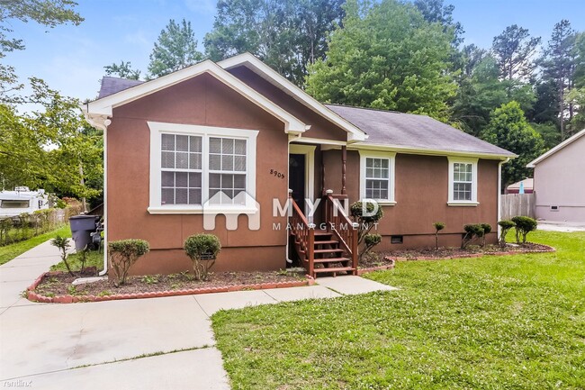 Foto del edificio - 3 br, 2 bath House - 8905 Moores Chapel Rd