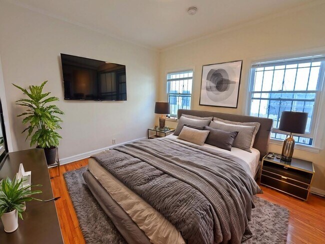 Foto del edificio - 626 Cochran Ave