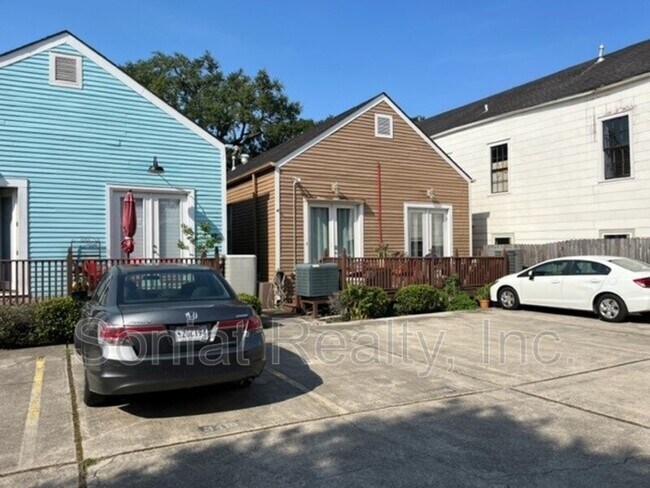 Building Photo - 3416 St Claude Ave