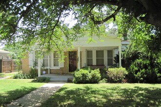 Building Photo - 2507 21st St