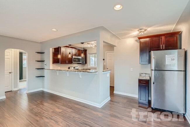 Building Photo - 3290 Magnolia St