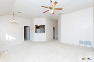 Building Photo - 3407 Solomon Dr