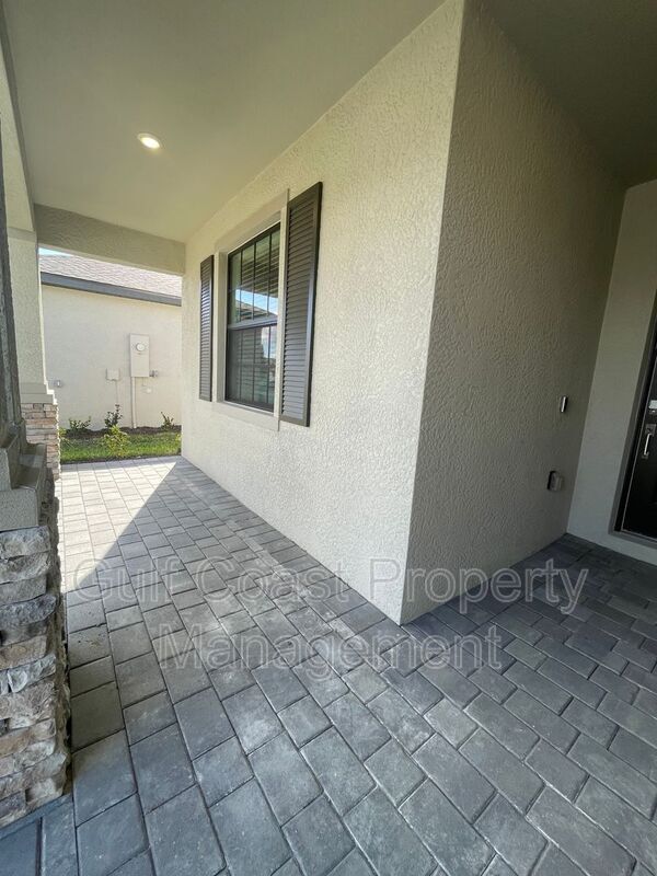 Foto del edificio - 1523 Saddlewood Cir
