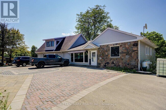 Building Photo - 14178 Kennedy Rd