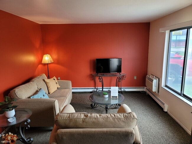 Building Photo - 1 br, 1 bath Condo - 30010 Utica Rd