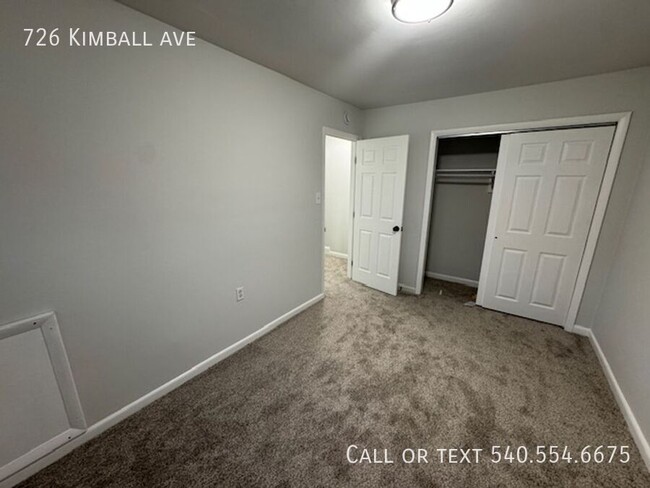 Building Photo - 726 Kimball Ave