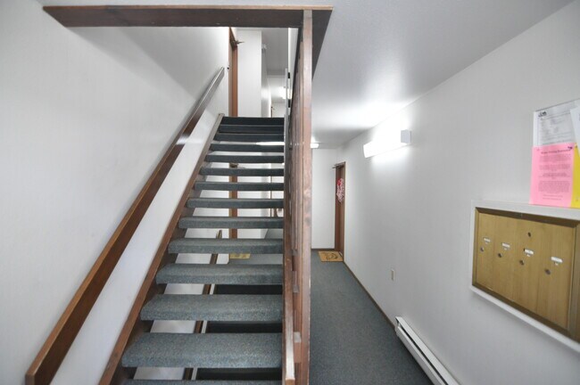 Foto del edificio - 5309 Brody Dr