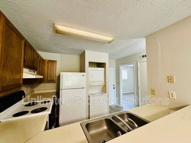 Foto del edificio - 203 Sunn Aire Ct