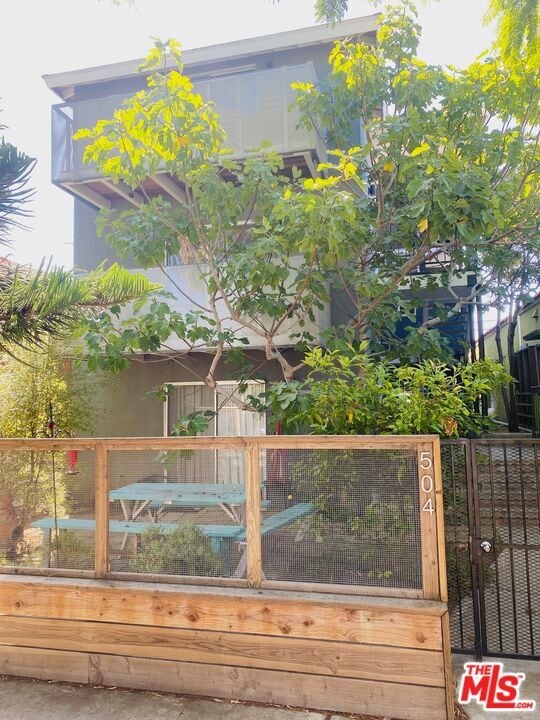 Building Photo - 504 Altair Pl