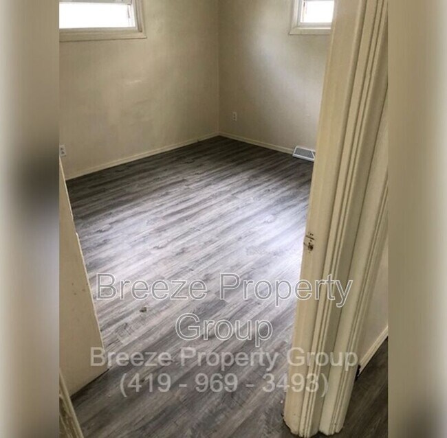 Foto del edificio - 2074 Price St