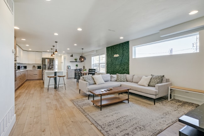 Building Photo - 3044 Speer Blvd