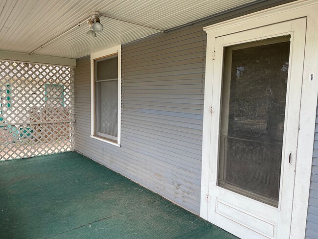 Building Photo - 1434 11th St