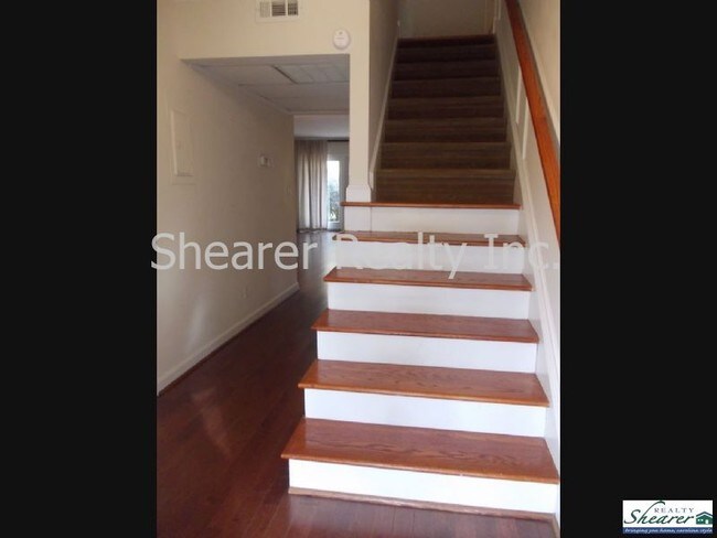 Building Photo - 7122 Quail Meadow Ln