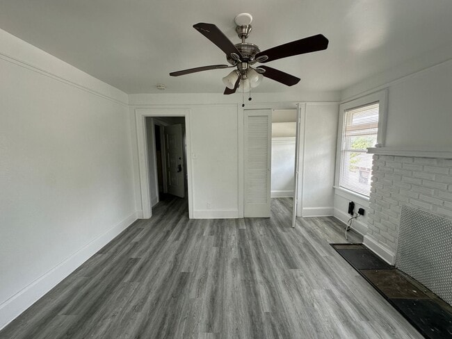 Building Photo - 2 Bedroom 1 Bathroom in Winter Haven