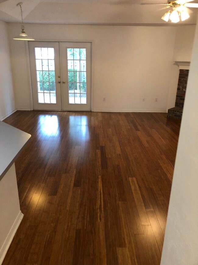 Building Photo - 2 br, 2 bath House - 2508 NW 36th Ln.